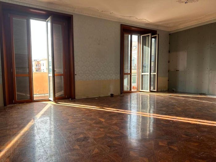 Appartamento con 5 locali in vendita in Via Conte Appiano, Via della Repubblica Piazza San Francesco, Foggia