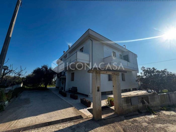 Appartamento quadrilocale in vendita in Contrada San Giacomo, Matera