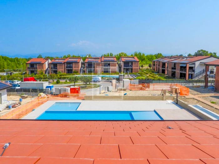 Appartamento quadrilocale in vendita in VIA pederzoli, Centro, Peschiera del Garda