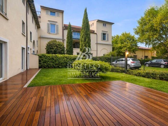 Appartamento con 6 locali in vendita in Via della Chiesa, San Frediano, Firenze