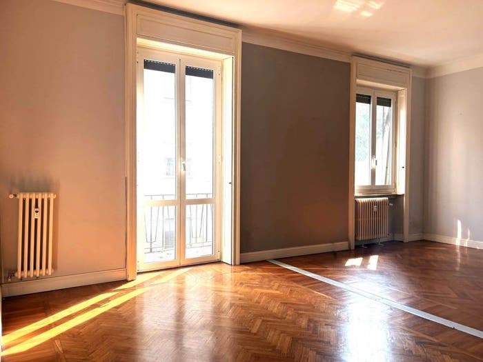 Appartamento trilocale in affitto in Via Conca del Naviglio, Corso Genova, Milano