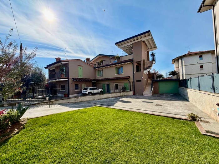 Casa con 5 locali in vendita in Via Gottardo Briggia, Piazza, Gussago