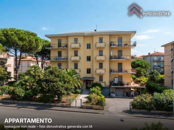 Appartamento trilocale in vendita in Viale della Libertà, Bicchio Varignano, Viareggio