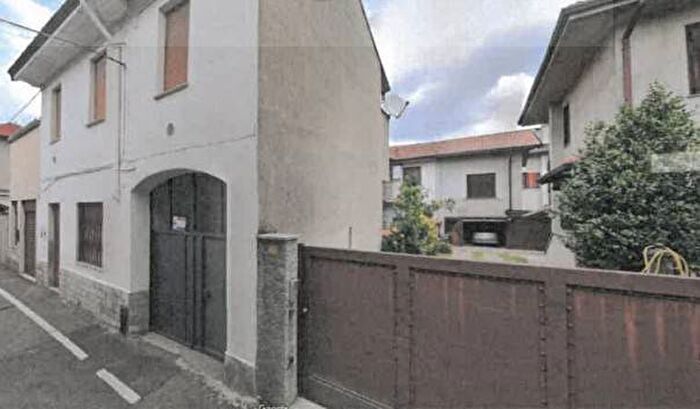 Appartamento bilocale in vendita in Via Giuseppe Giannini, Centro, Parabiago