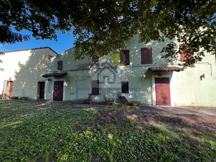 Casa con 6 locali in vendita in via roma, Centro, Tornata