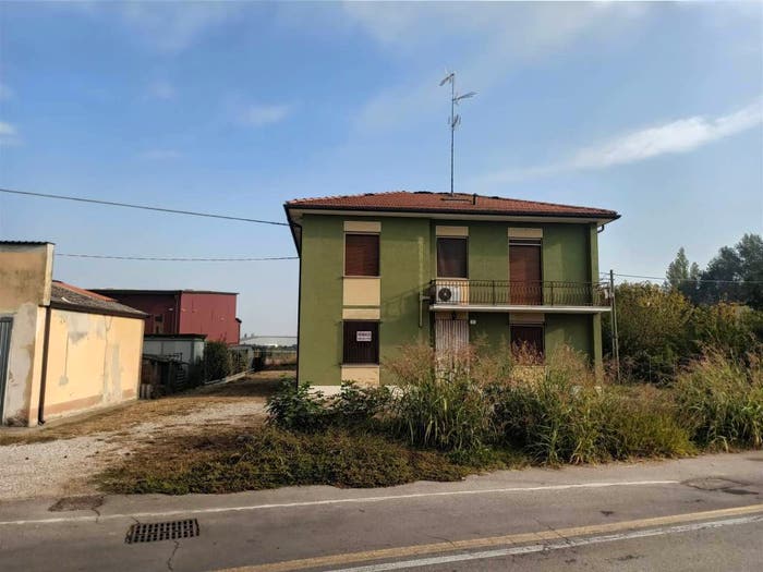 Casa con 6 locali in vendita in Via Villafranca, Villafranca, Medolla