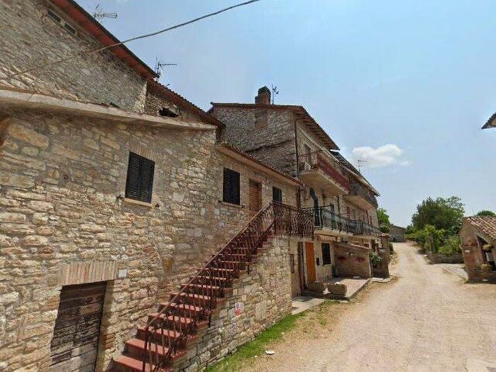 Appartamento trilocale in vendita in frazione Casamorcia Gubbio PG, Semonte Casamorcia, Gubbio
