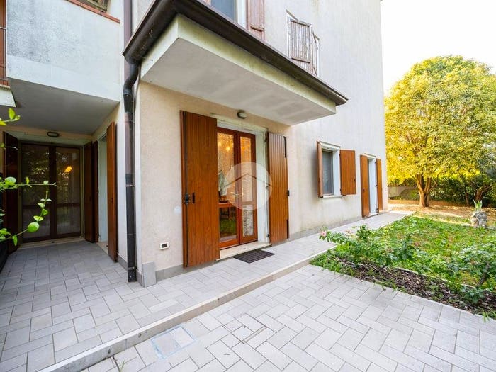 Appartamento trilocale in vendita in VIA FRANCIA, Eremo, Curtatone