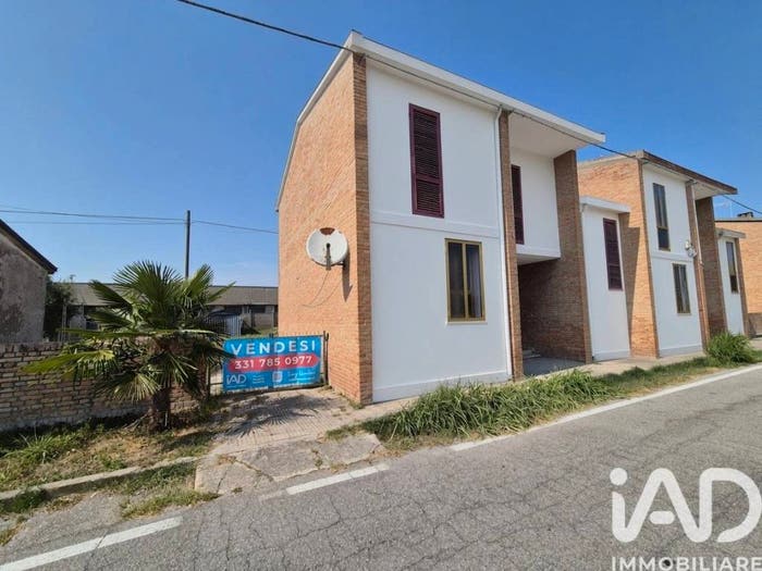 Casa con 6 locali in vendita in Via Canova, Ariano, Ariano nel Polesine