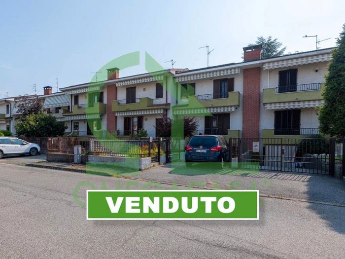 Casa quadrilocale in vendita in Via Maria Lanzarini Bernabei, Centro, Casalpusterlengo