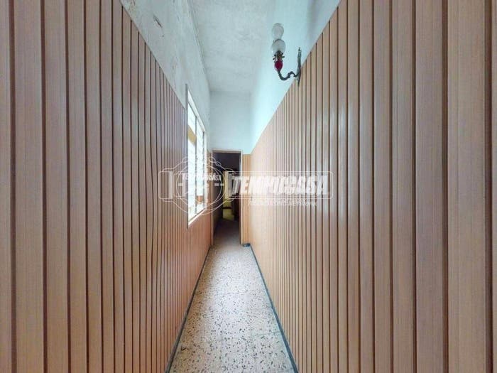 Casa con 6 locali in vendita in Via Castel del Monte, Centro, Galatina