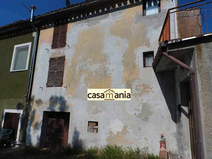 Casa trilocale in vendita in Strada Provinciale della Val Cesano, San Lorenzo in Campo