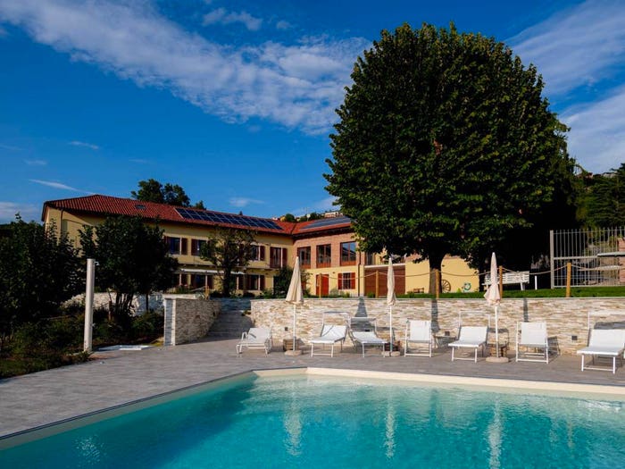 Casa con 6 locali in vendita in Centro, Diano d'Alba