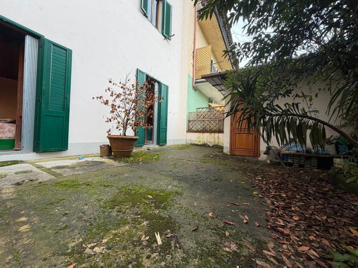 Appartamento quadrilocale in vendita in Via Antonio Bronzino, Legnaia San Quirico Monticelli, Firenze