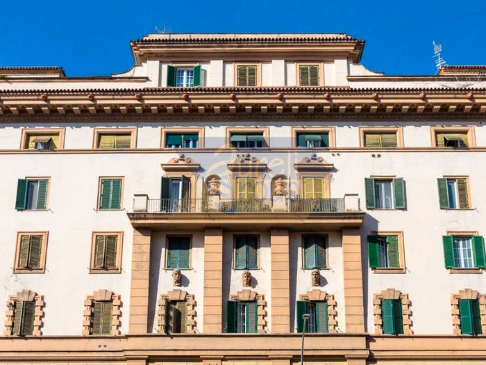 Appartamento trilocale in vendita in Via Orvieto, San Giovanni, Roma