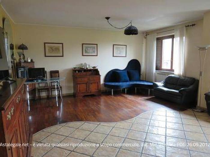 Appartamento trilocale in vendita in Via PASUBIO, Centro, Nerviano