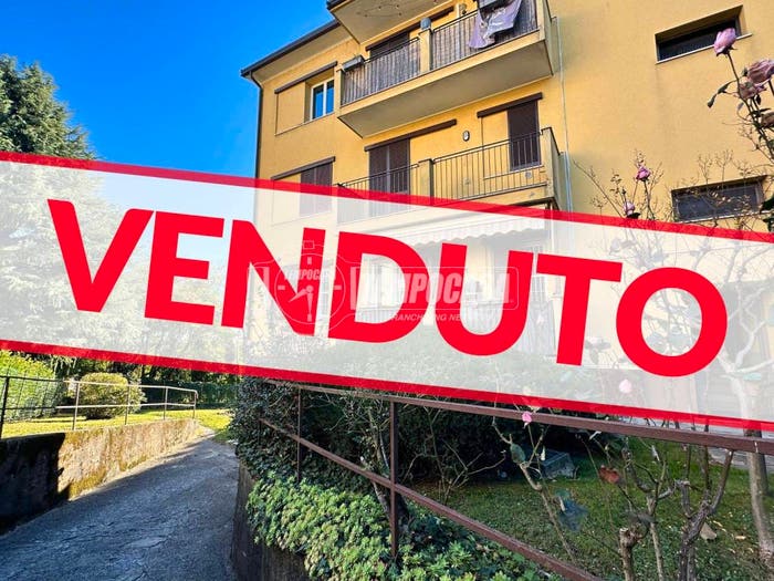 Appartamento bilocale in vendita in Via Casati, Lesmo