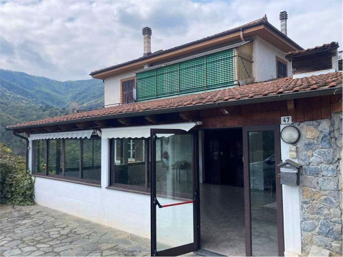Appartamento con 6 locali in vendita in Borgata Cascina, Casanova Lerrone