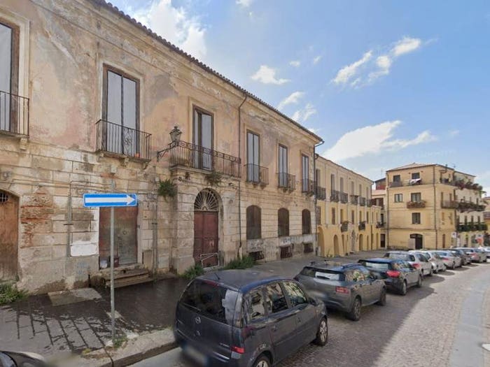 Casa con 6 locali in vendita in Via Giuseppe Garibaldi, Nicastro Sambiase, Lamezia Terme