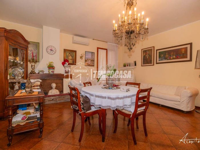 Appartamento quadrilocale in vendita in Via Roma, Centro, Quattro Castella