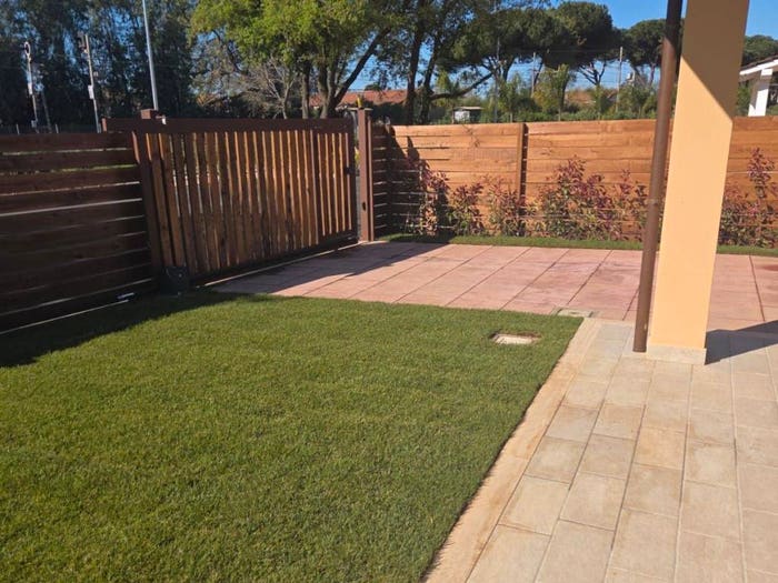 Casa quadrilocale in vendita in Via della Luna, Marina di San Nicola, Ladispoli