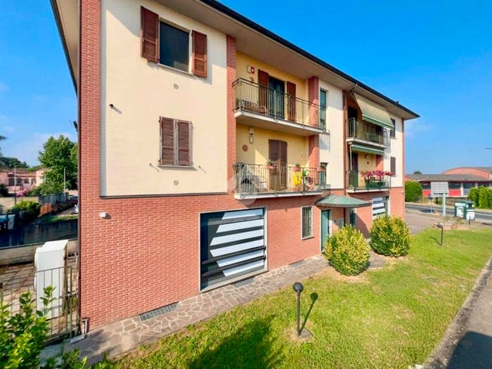 Appartamento trilocale in vendita in Via Circonvallazione, Centro, Broni