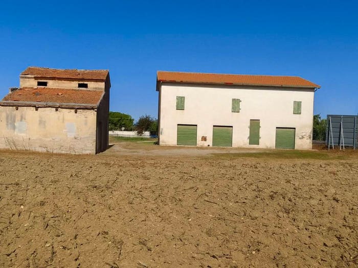 Casa con 6 locali in vendita in Roncaglia, Jesi