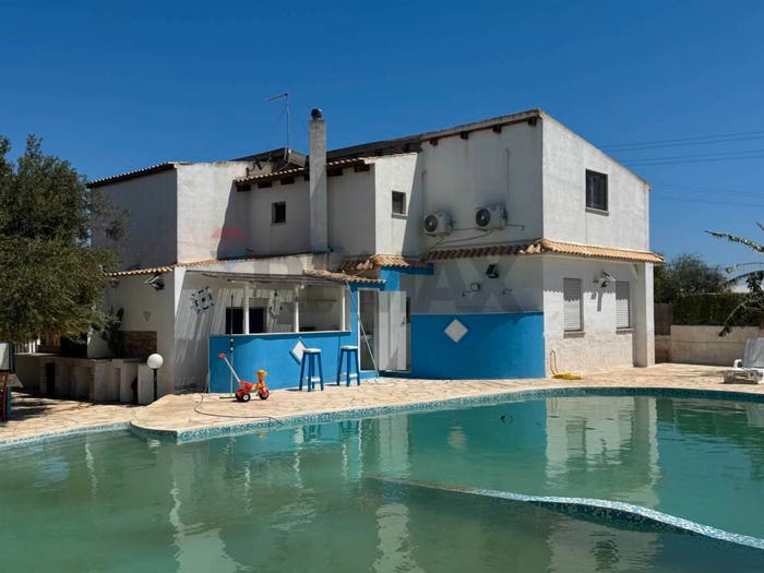 Casa con 6 locali in vendita in Portopalo di Capo Passero