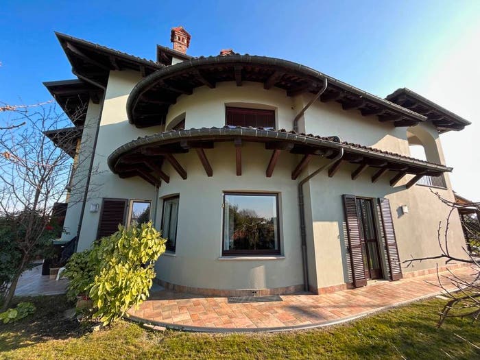 Casa con 6 locali in vendita in Strada del Lucchetto, Centro, Fossano