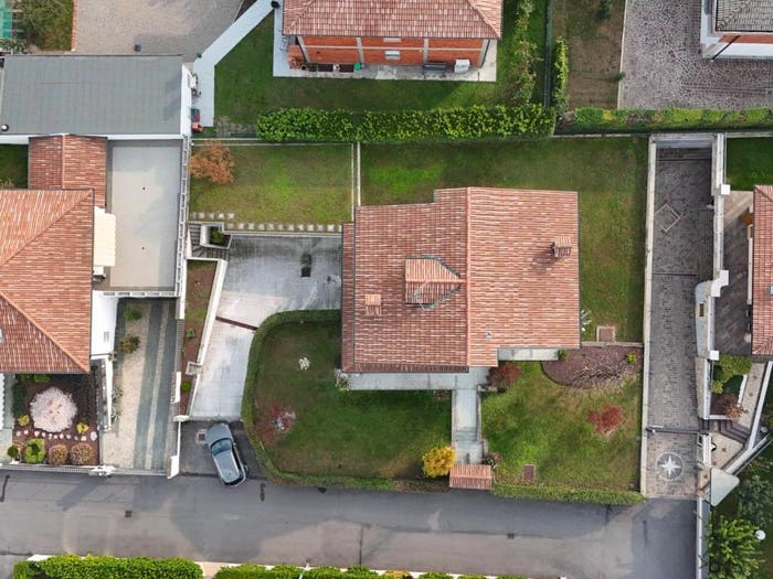 Casa quadrilocale in vendita in Via Giosuè Carducci, Centro, Ghisalba