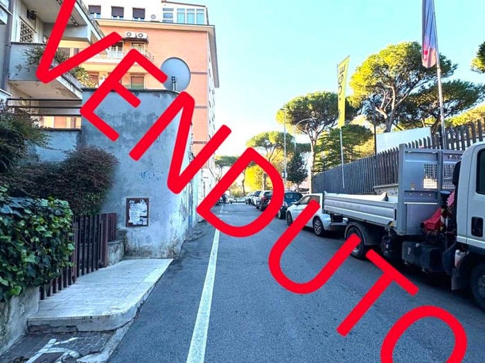 Appartamento con 5 locali in vendita in Via dei Carpegna, Gregorio VII Piccolomini, Roma