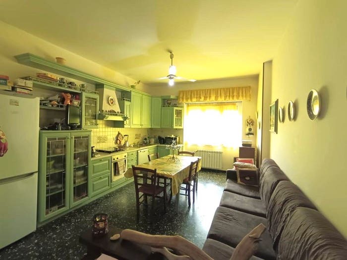 Appartamento trilocale in vendita in Via Tiziano, Centro, Albenga