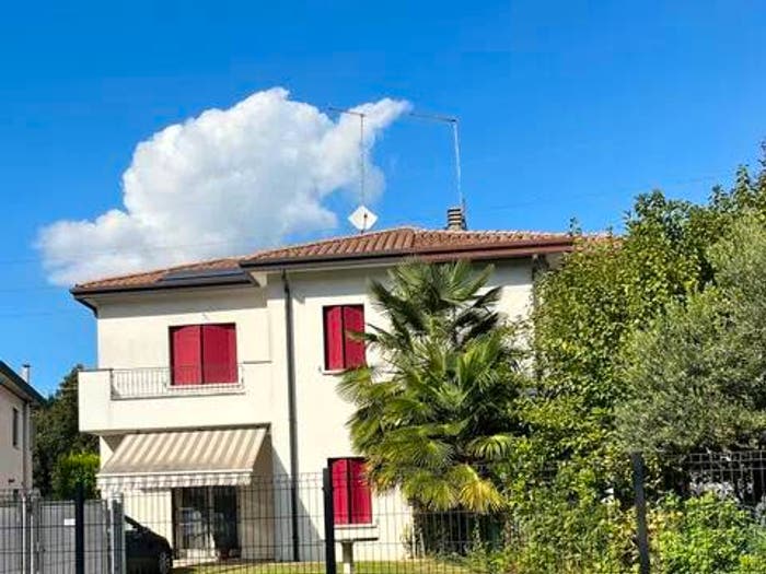 Casa con 6 locali in vendita in Via Marignana, Marocco, Mogliano Veneto