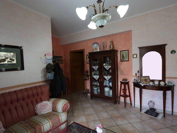 Appartamento con 5 locali in vendita in Via Giuseppe di Maria, Centro, Riposto