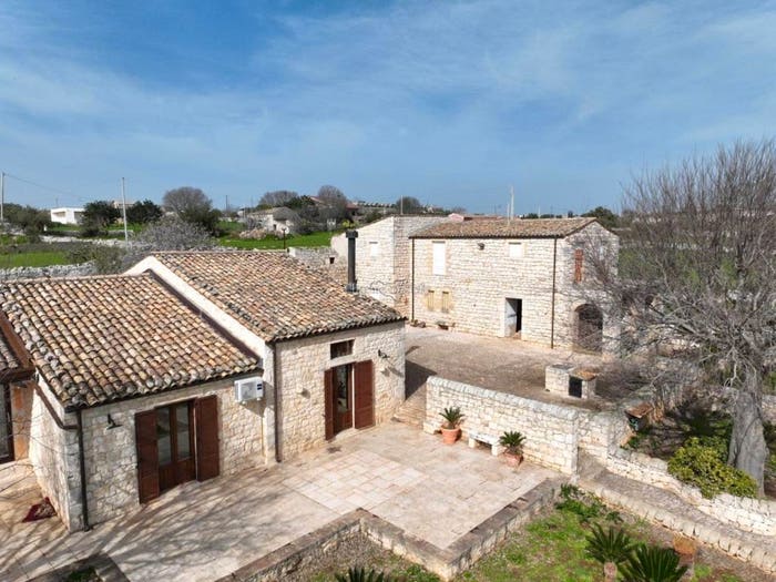 Casa con 5 locali in vendita in via san giuliano selena, Modica Sorda, Modica