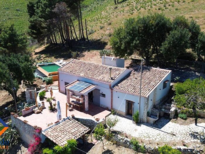 Casa con 5 locali in vendita in Contrada Grotticelli, Castellammare del Golfo