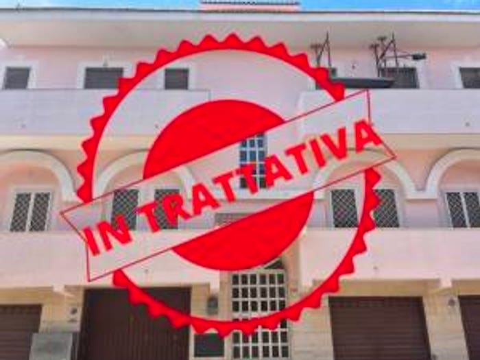 Appartamento quadrilocale in vendita in VIA TOMA, Centro, Pulsano