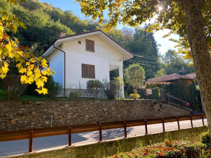 Casa trilocale in vendita in Via Istituto Pollano, Centro, Cavour