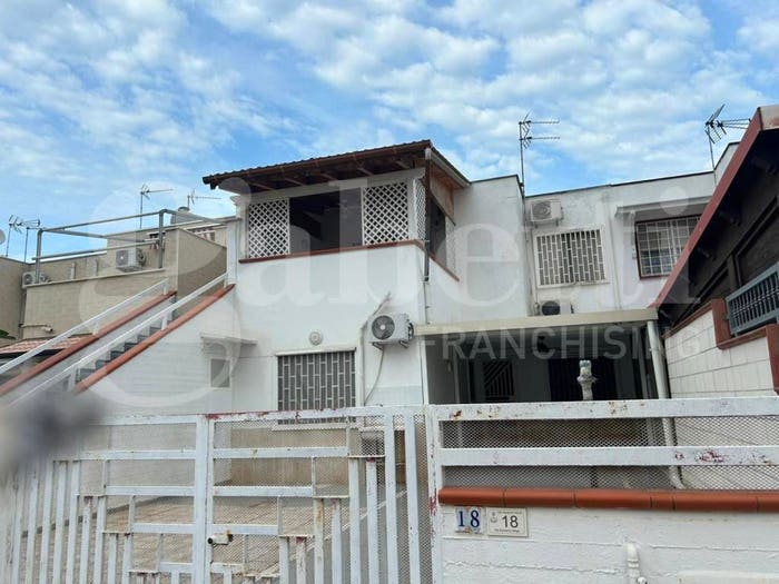 Appartamento quadrilocale in vendita in VIA GIOVANNI VERGA, Centro, Margherita di Savoia