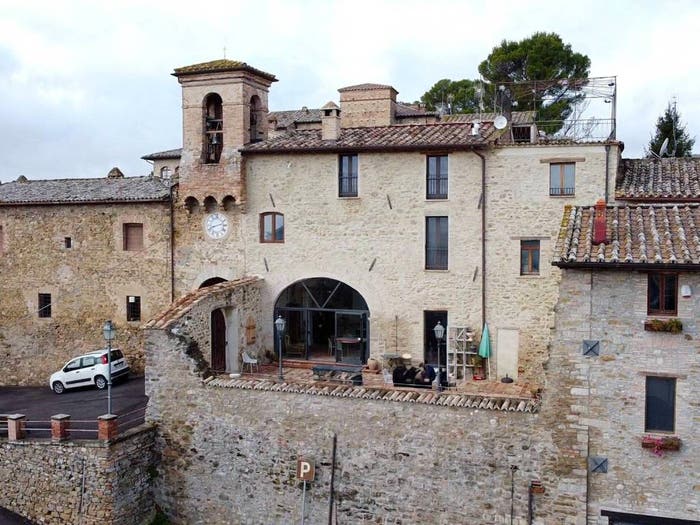 Casa con 6 locali in vendita in Località Monte Vibiano Nuovo, Mercatello, Marsciano