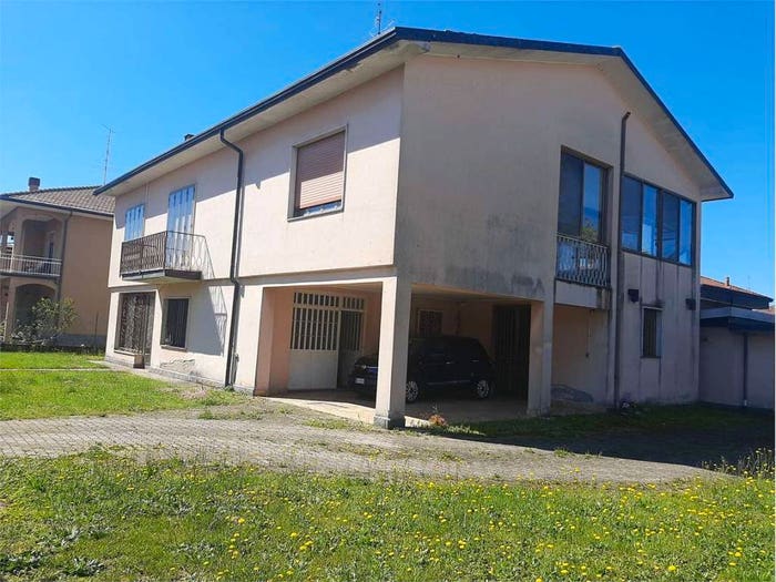 Casa con 6 locali in vendita in San Giorgio Su Legnano