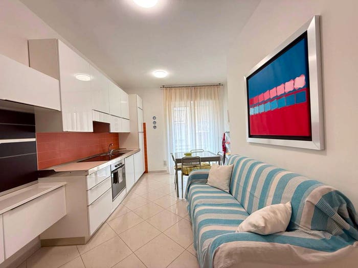 Appartamento trilocale in vendita in Via Roma, Via Roma Borgo Barusso, Alassio