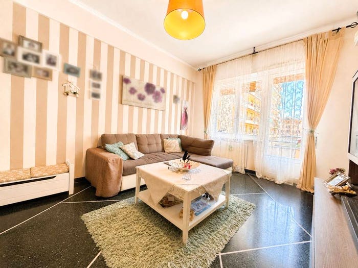 Appartamento quadrilocale in vendita in Via Giovanni Opisso, Pegli, Genova