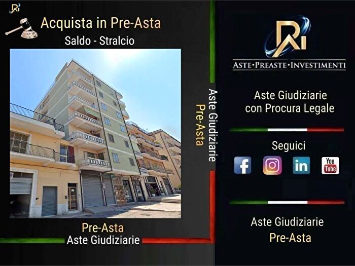 Appartamento con 5 locali in vendita in corso Umberto I, Spinazzola