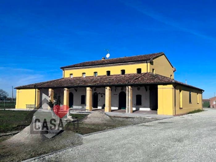 Casa con 6 locali in vendita in Via Branchise, Gambettola