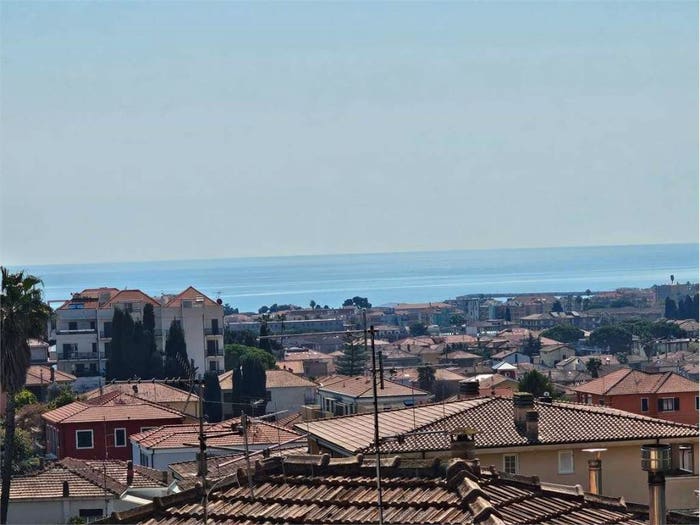 Appartamento bilocale in vendita in diano castello, Centro, Diano Marina