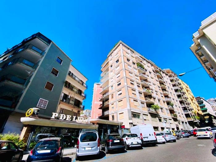 Appartamento con 6 locali in vendita in Via Francesco Giordani, Mergellina Piedigrotta, Napoli