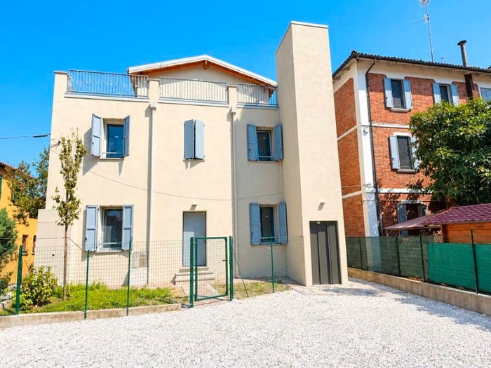Appartamento quadrilocale in vendita in Via Carlo Cattaneo, Borgo Panigale, Bologna