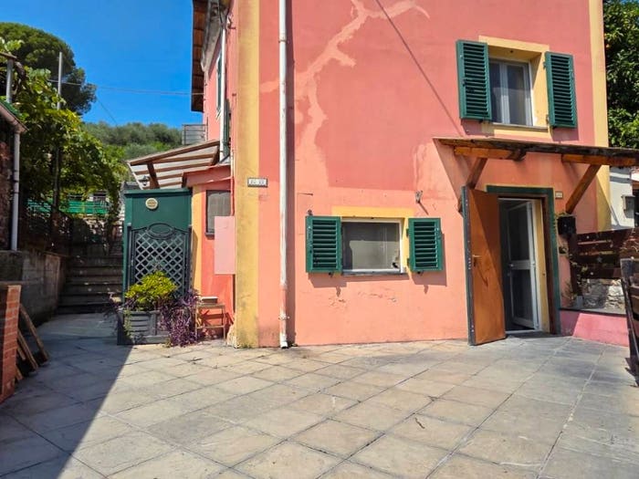 Casa bilocale in vendita in Via Francesco Mignone, San Desiderio, Genova