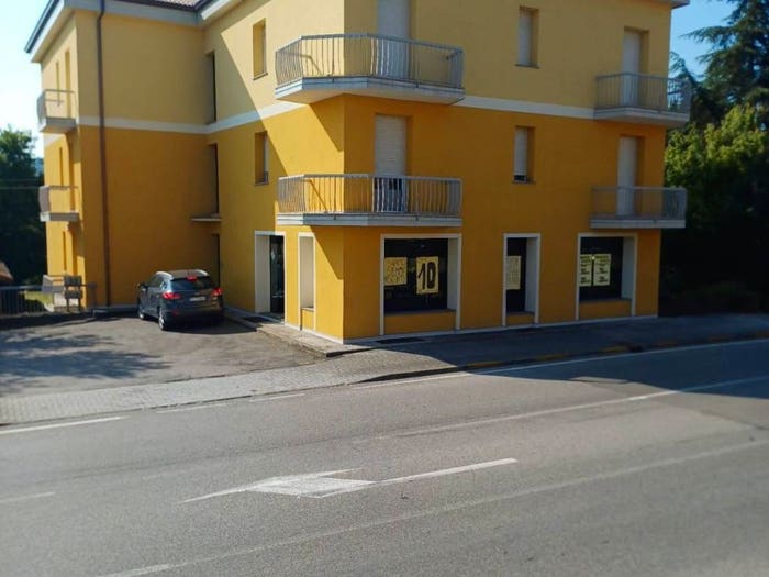 Appartamento quadrilocale in vendita in Via San Martino, Ramiola, Medesano
